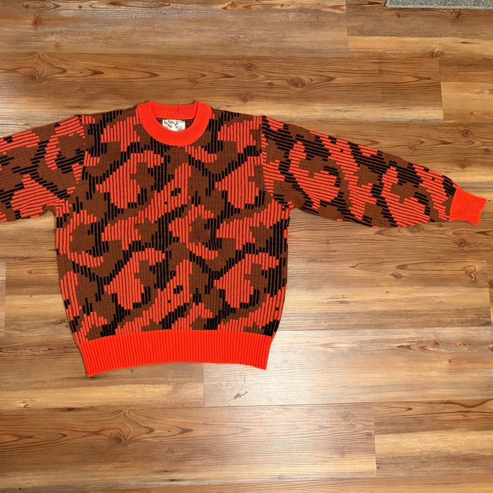 Vintage Duck Bay Mens XL Blaze Orange Camo Acrylic Knit Crewneck Sweater Korea